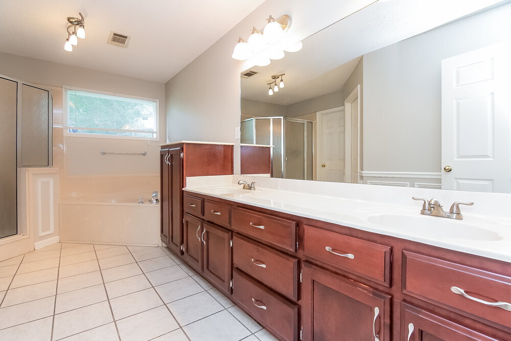 Building Photo - 8885 Gooseberry Cove