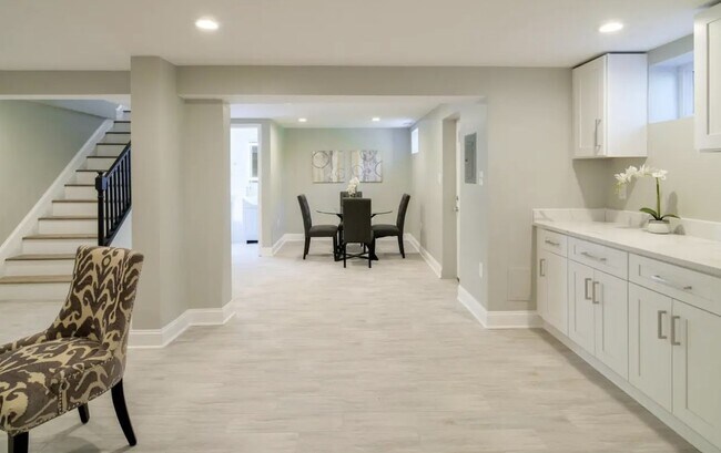 Building Photo - 4410 16th St NE