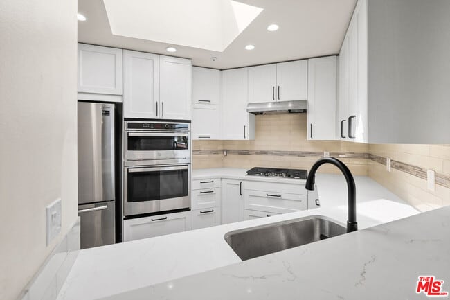 Building Photo - 1255 Federal Ave