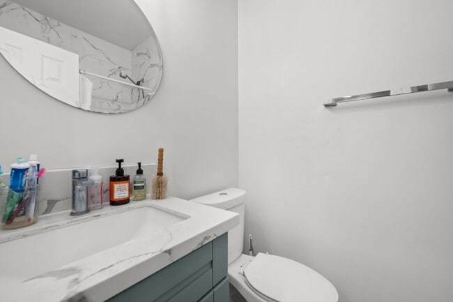 Building Photo - Brand new!