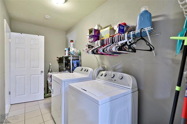 Building Photo - 2518 Bennett Dr