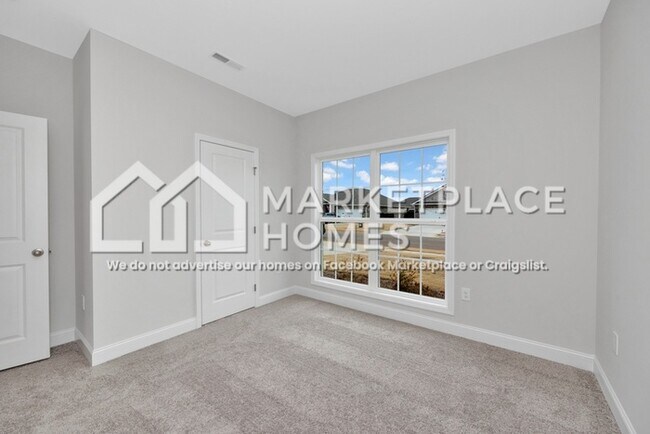 Building Photo - 113 Saylor Rose Dr