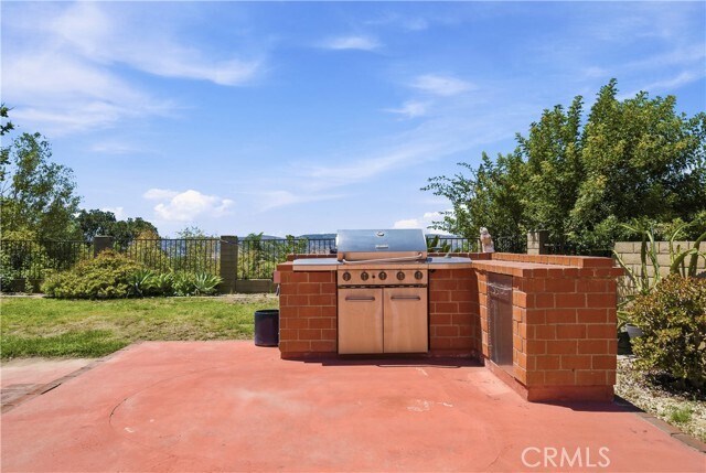 Building Photo - 482 Vista Del Norte