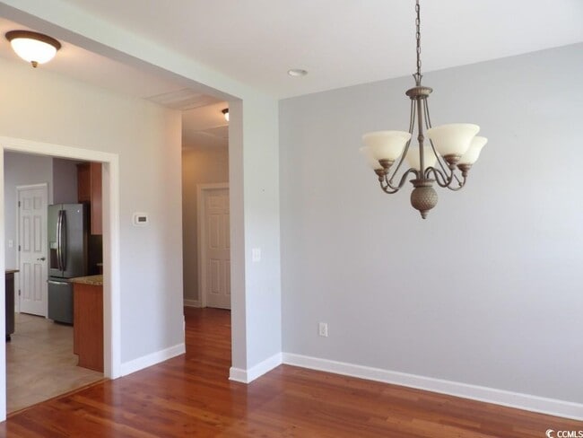 Building Photo - 124 Mesa Raven Dr