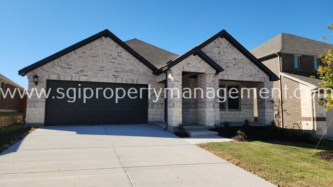 Building Photo - 417 Stagg St