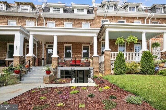 Building Photo - 4416 15th St NW