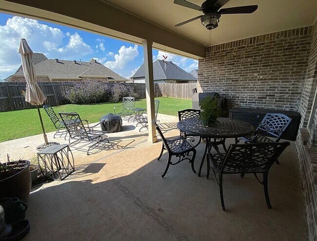 Building Photo - Cypress Bend- 4 bedroom!