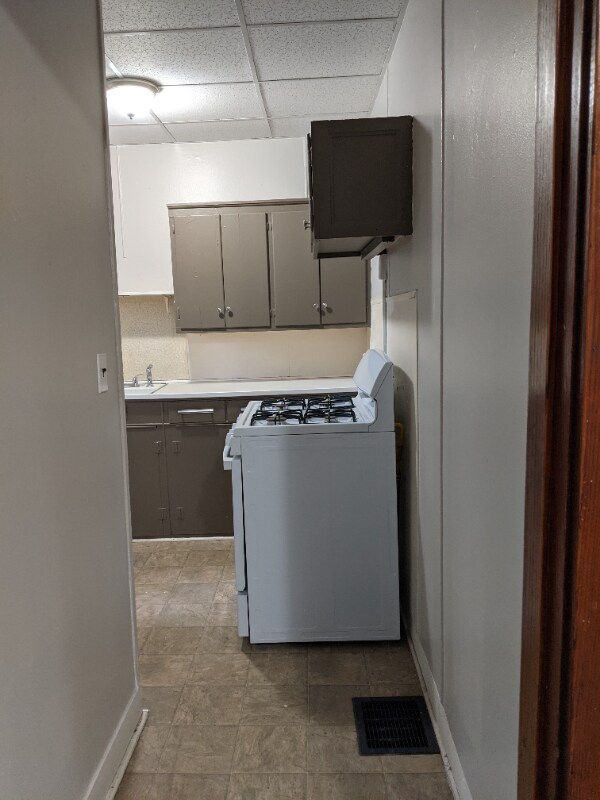 Building Photo - 11 Downer St