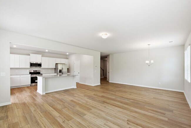 Building Photo - 54 Umber Ln