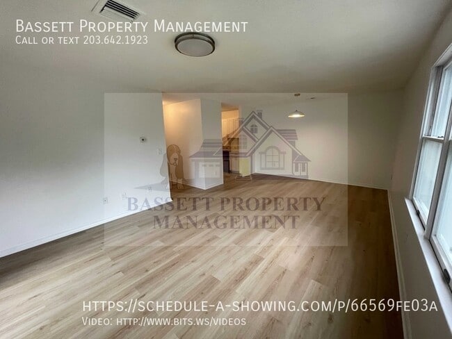 Building Photo - 30 Stoneycrest Dr