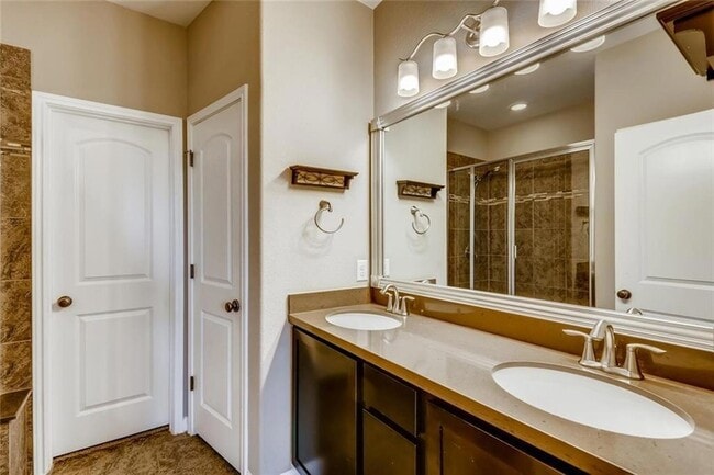 Building Photo - 7500 Colina Vista Loop