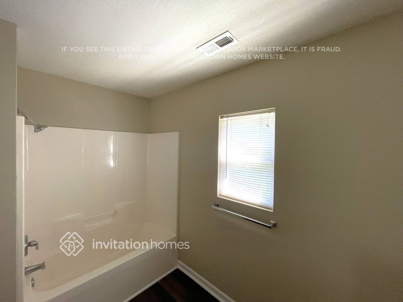 Building Photo - 1737 Red Bird Cir SE