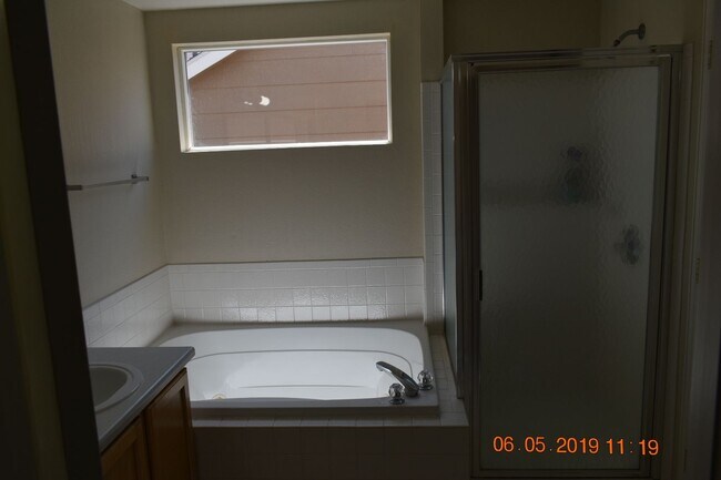 Primary Photo - Large Parker Home 3 bed, 3 bath Nearly 2K ...