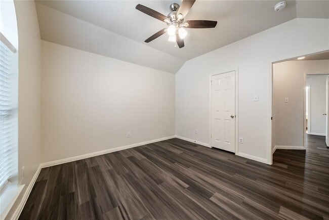 Building Photo - 915 Double File Trail