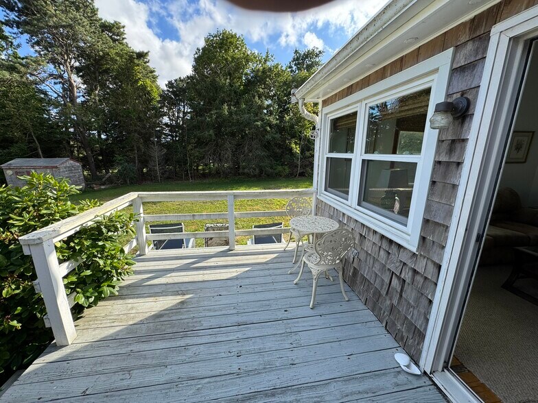 Deck - 15 Lombardi Hts