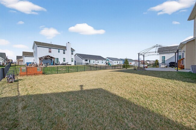 Building Photo - 3501 Charlestowne Crossing Dr