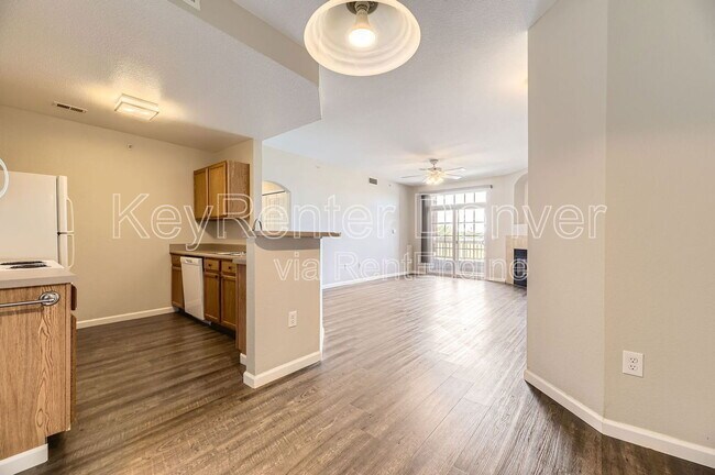 Building Photo - 7440 S Blackhawk St