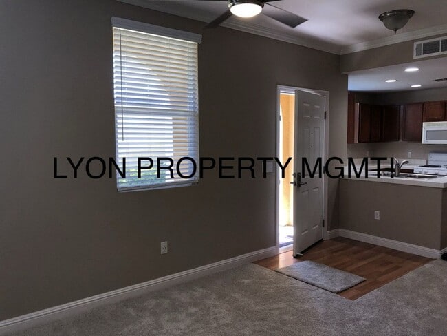 Building Photo - Fabulous condo located in the highly sough...
