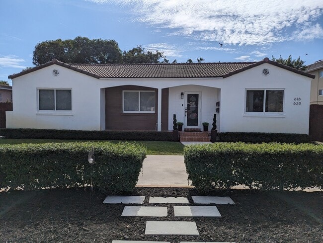 Building Photo - 620 NE 140th St