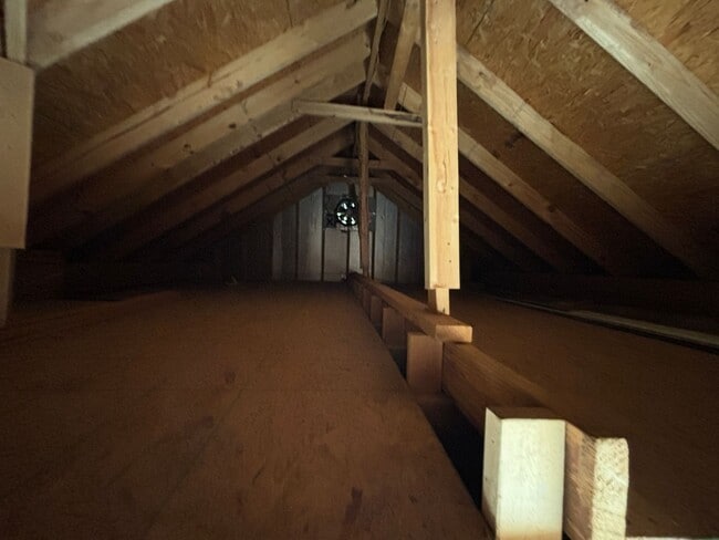 Building Photo - BEAUTIFUL SOUTH BOSSIER HOME NEAR BAFB