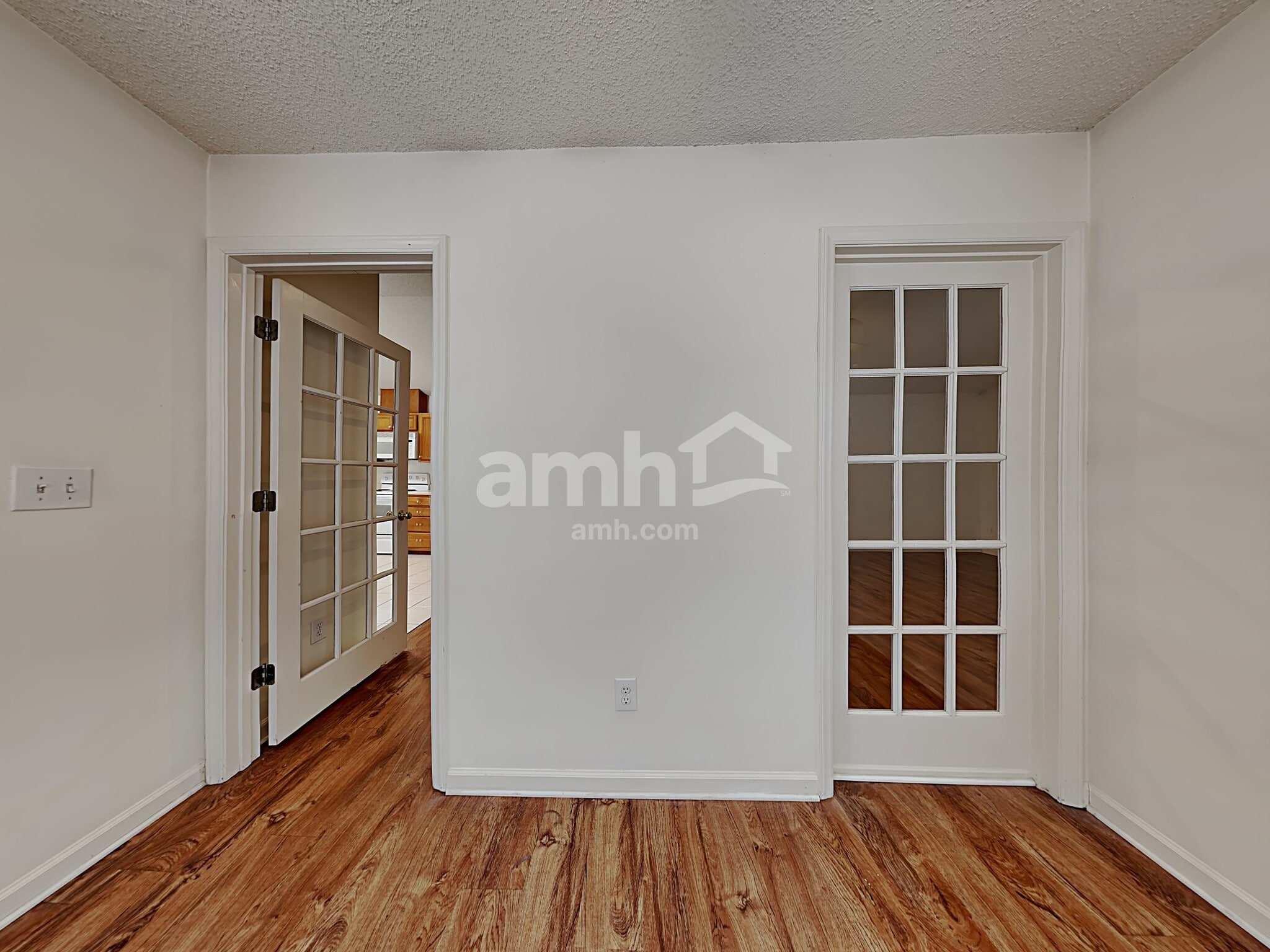 Building Photo - 185 Charlotte Ct