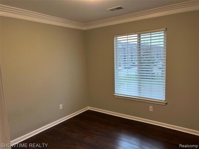 Building Photo - 8357 Williamstown Dr