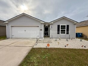 Building Photo - 3640 Alta Lakes Blvd