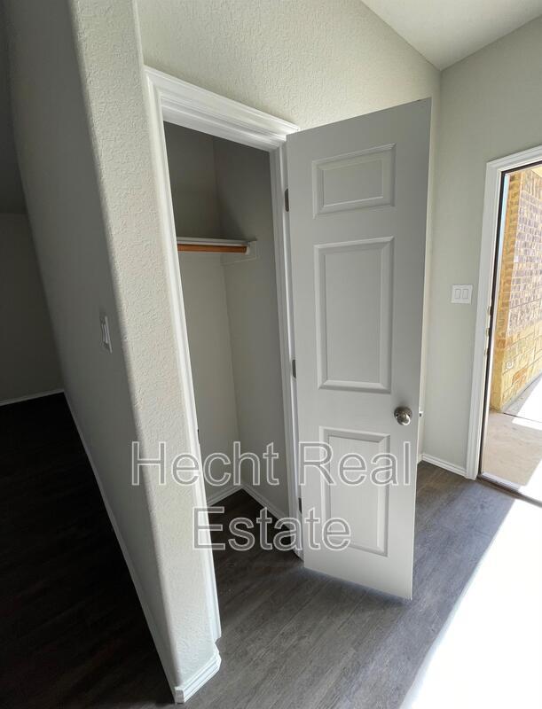 Building Photo - 9207 Canyon Bnd