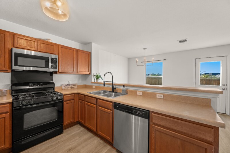 Building Photo - 1189 Shadow Creek Blvd