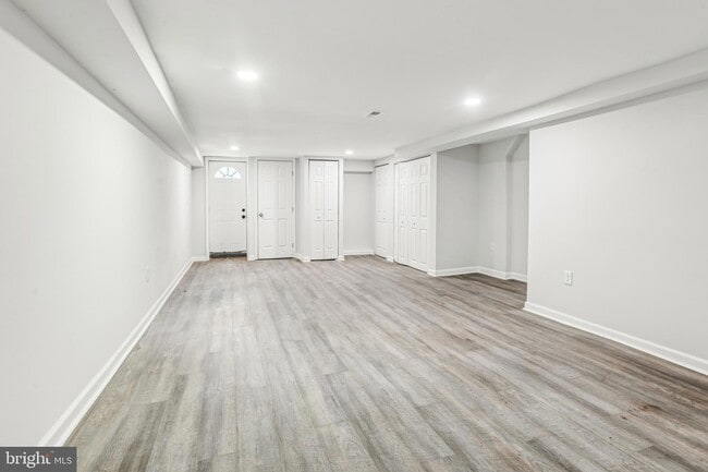 Building Photo - 3219 Presstman St