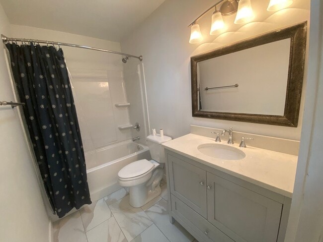 Building Photo - Charming Bungalow in Youngsville