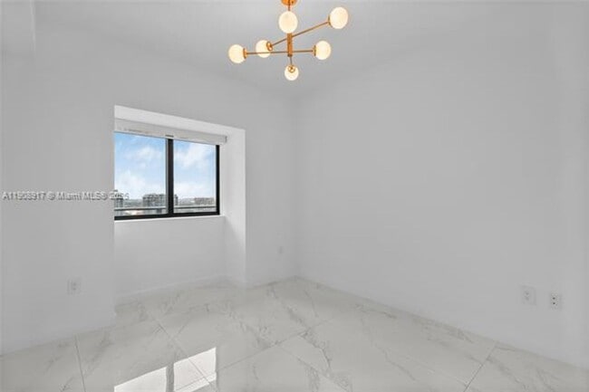 Building Photo - 3131 NE 7th Ave