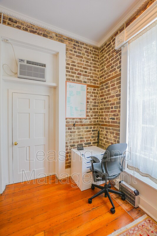 Building Photo - 53 Hasell St