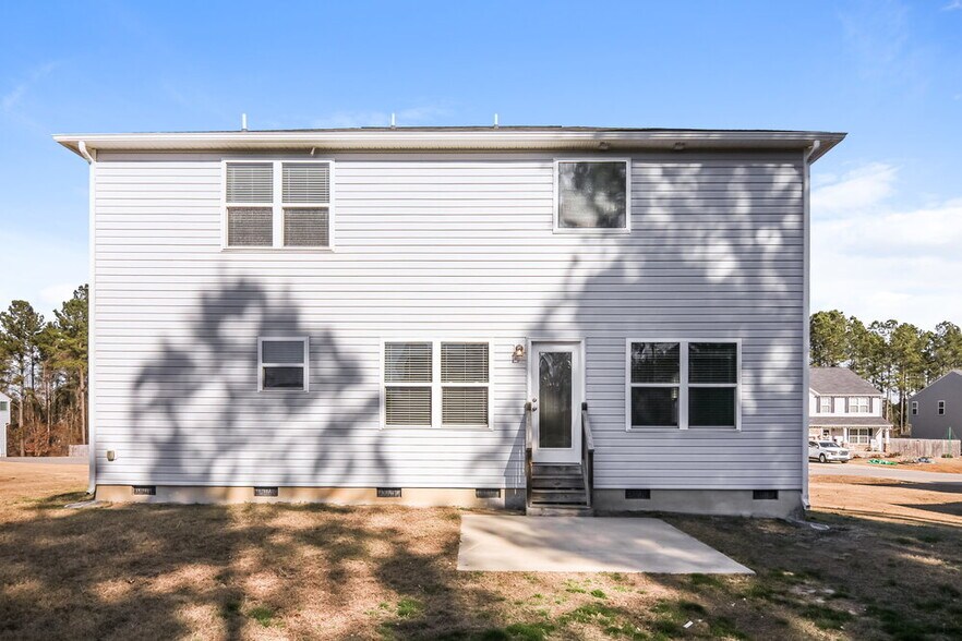 Building Photo - 129 Reno Ct