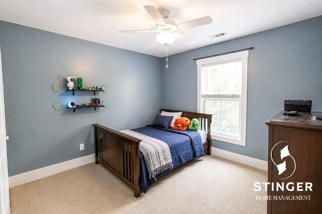 Building Photo - 54 Gadwall Dr W