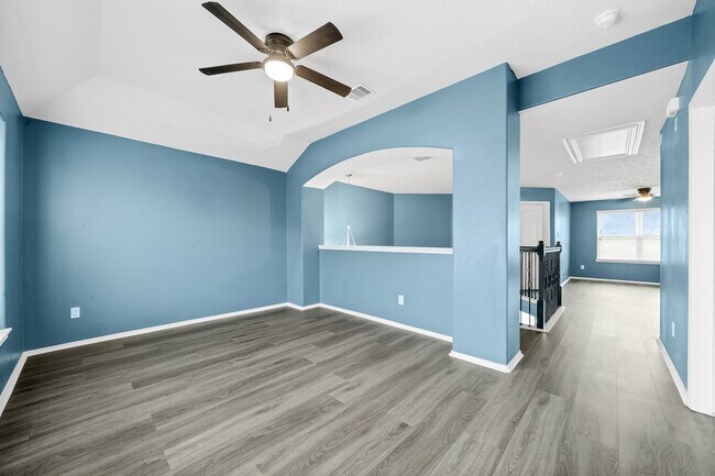 Building Photo - 13815 Kodiak Brown Bear St