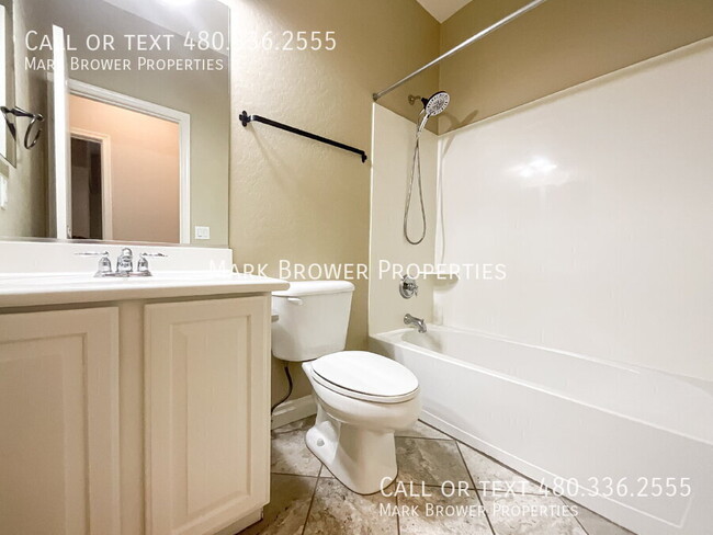 Building Photo - 5127 S Marble St