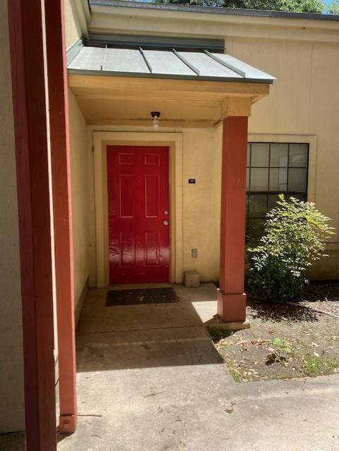 Primary Photo - 3010 N St Mary's St