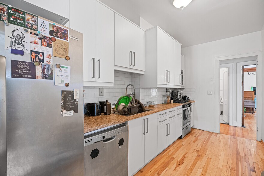 Building Photo - 3535 Lyndale Ave S