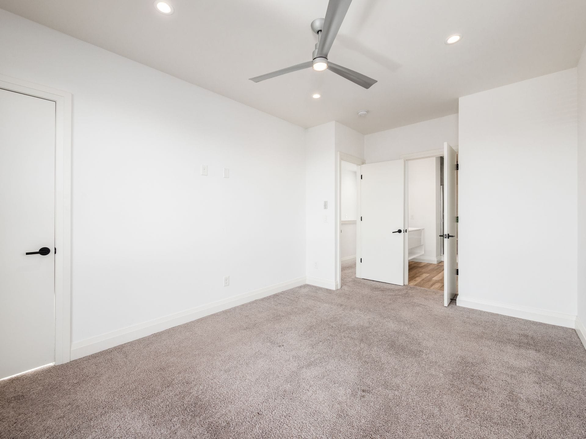 Building Photo - 911 N 4th St