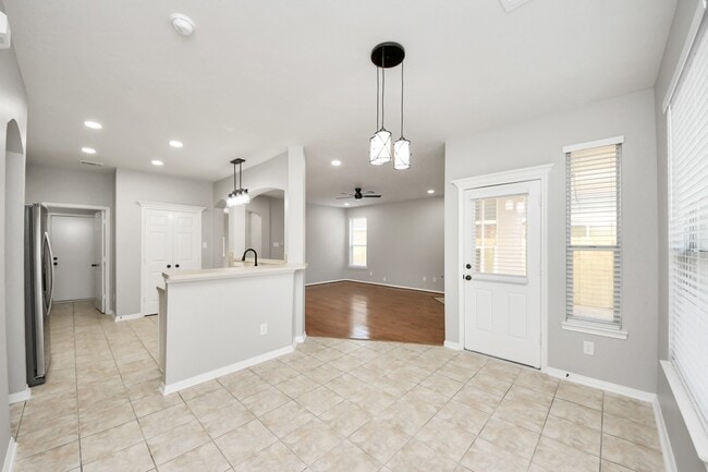 Building Photo - 13111 Porter Meadow Ln