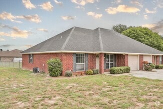 Building Photo - 12444/12446 CR 499