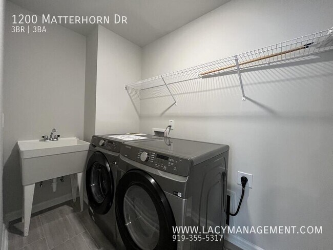 Building Photo - 1200 Matterhorn Dr