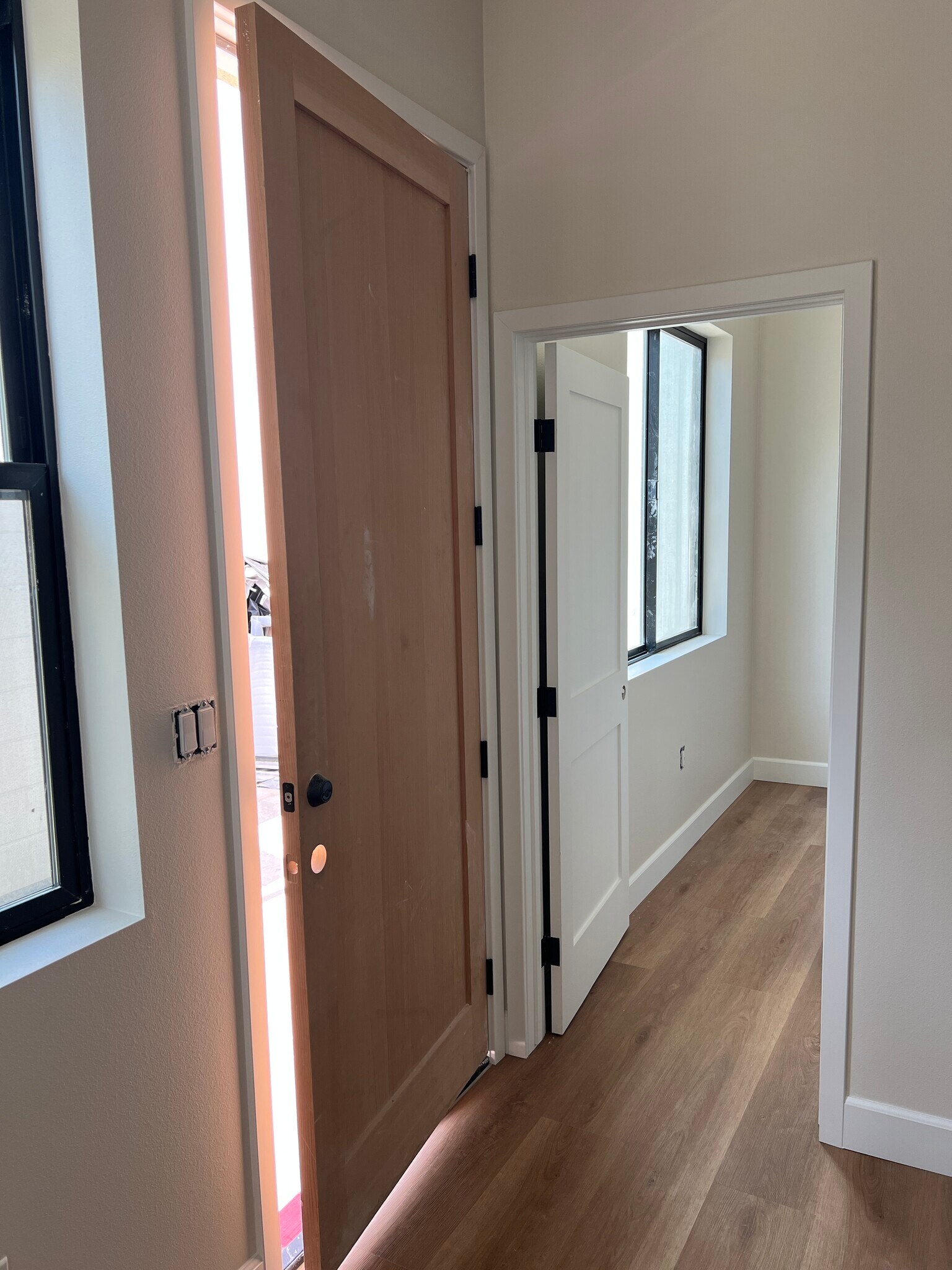 Interior Front Entry Way - 2430 E 7th St