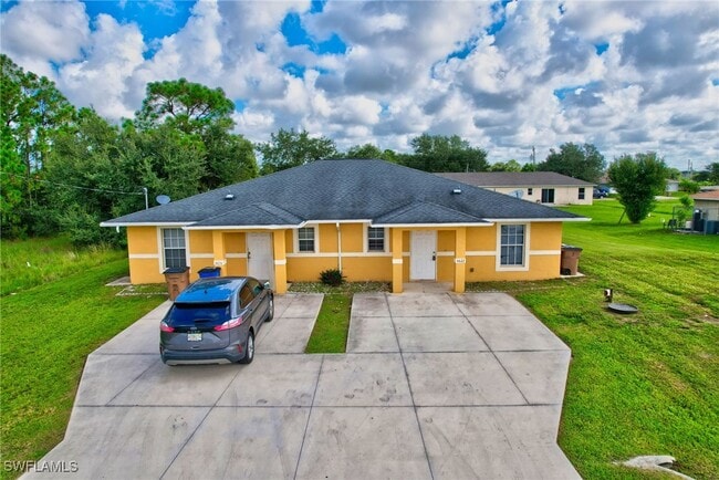 Building Photo - 4424 26th St SW