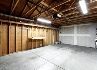 Building Photo - 1390 University Ave