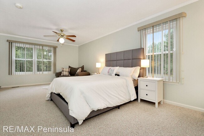 Building Photo - 4 br, 2.5 bath House - 304 Charity Lane