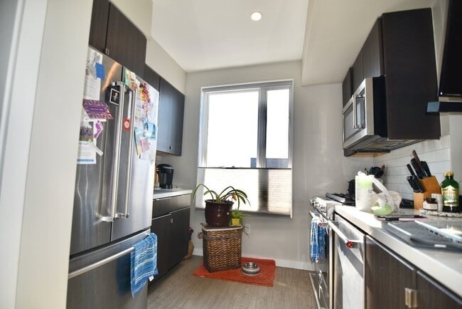 Building Photo - 120 Savin Hill Ave