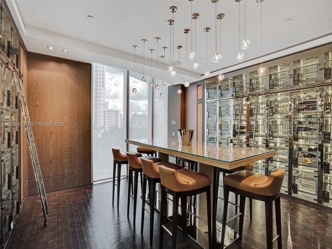 Building Photo - 17475 Collins Ave