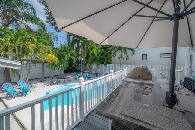 Building Photo - 2921 W El Prado Blvd